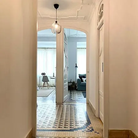 Victoria Site-luxury Center Apartment *