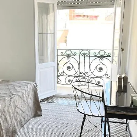 Victoria Site-luxury Center Apartment *