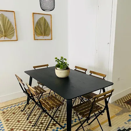Victoria Site-luxury Center Apartment *
